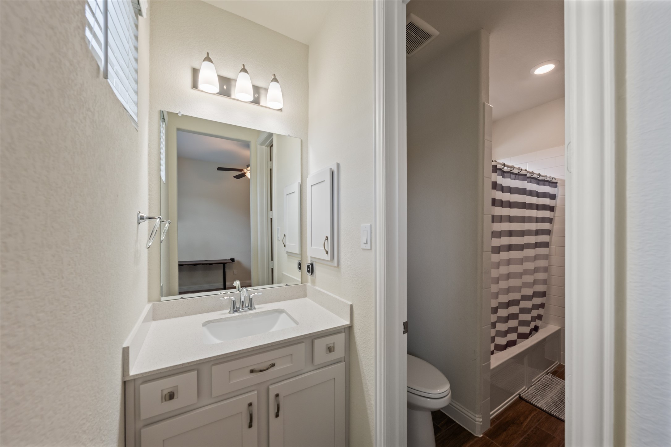 13710 Bethel Wy Crossing Rosharon, TX 77583 - Photo 33 of 43