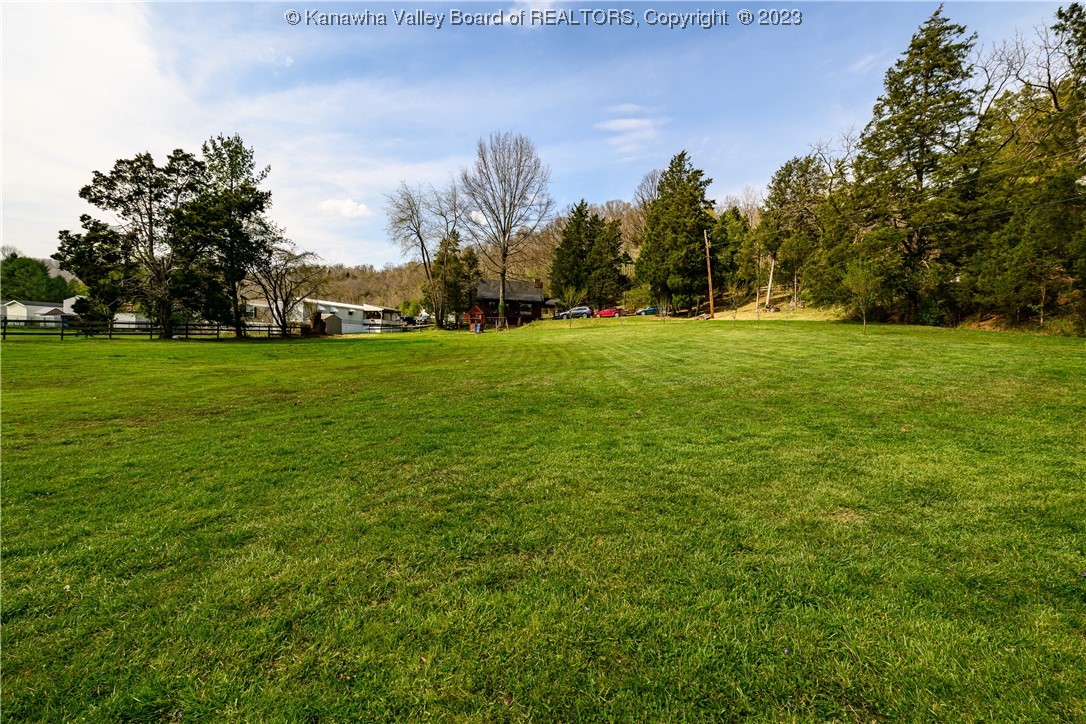 1835 Martha Road Barboursville, WV 25504 - Photo 10 of 32 Gallery Image 10