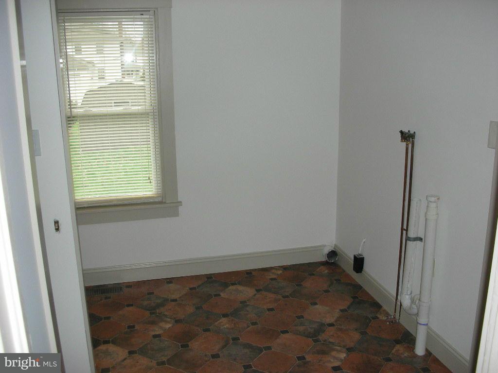 313 Front Street Lititz, PA 17543 - Photo 9 of 15 Gallery Image 9