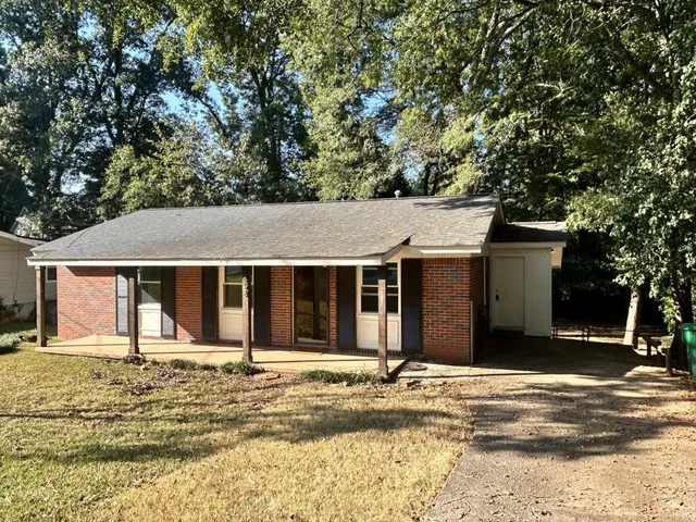 $315,000 | 898 Verona Drive, Clarkston, GA 30021