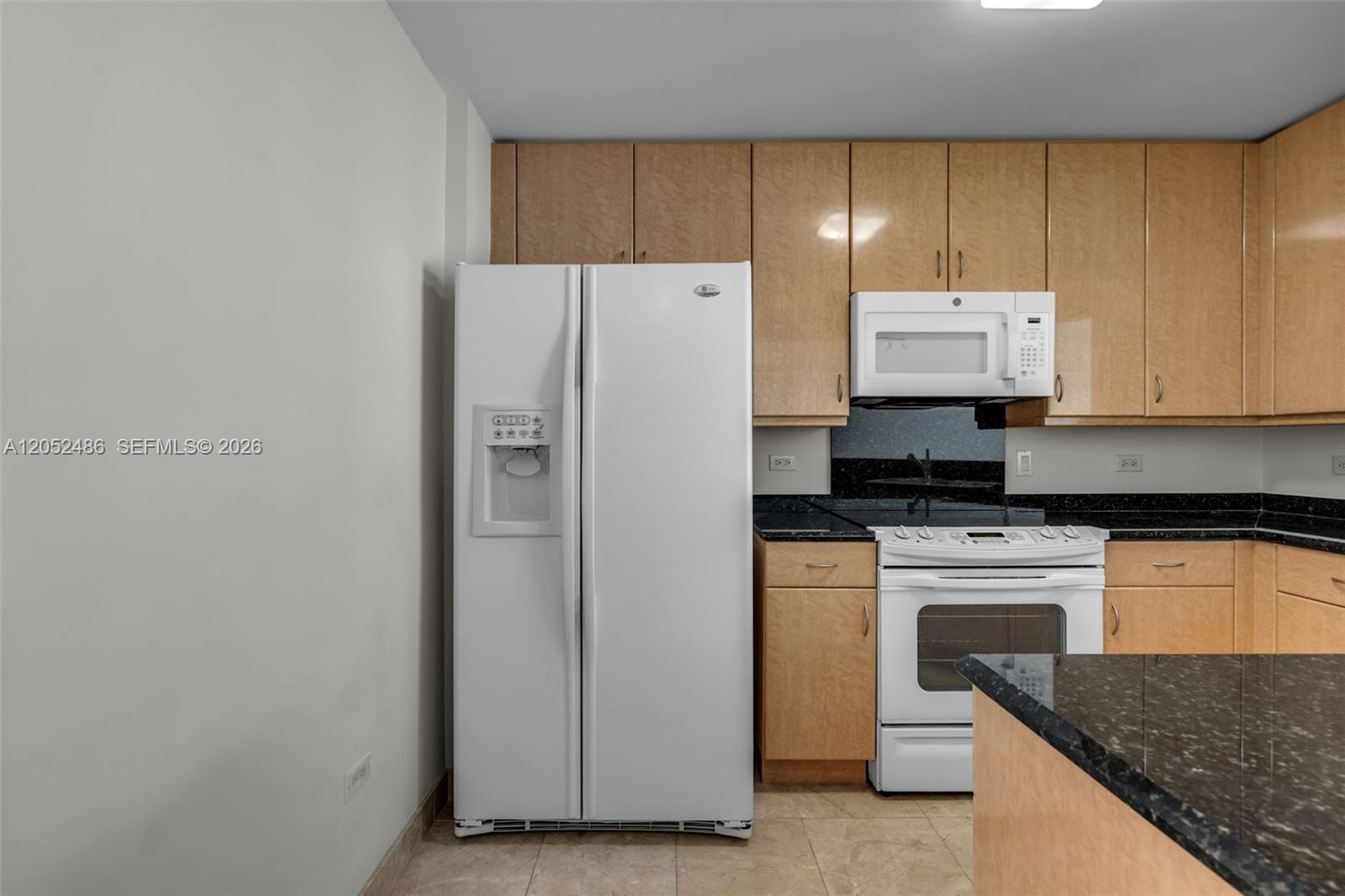 801 Brickell Key Boulevard, Unit 2108 Miami, FL 33131 - Photo 4 of 37