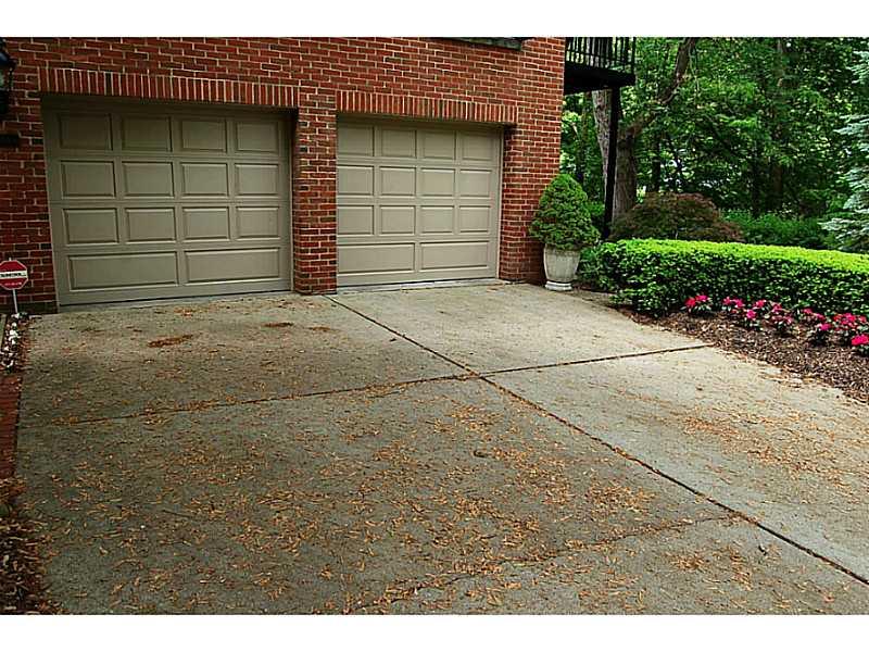 110 Schenley Road Pittsburgh, PA 15217 - Photo 25 of 25 Parking Lot/Garage.