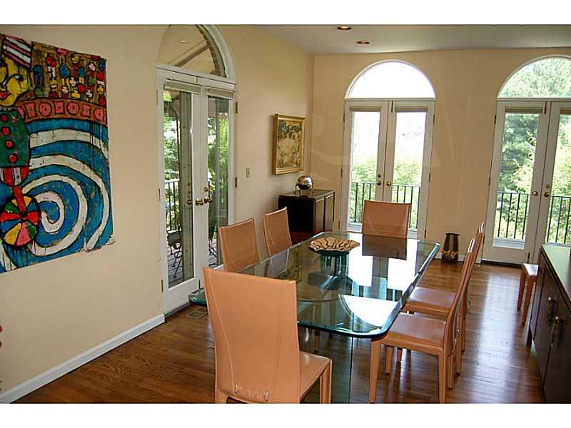 110 Schenley Road Pittsburgh, PA 15217 - Photo 8 of 25 Dining Room.