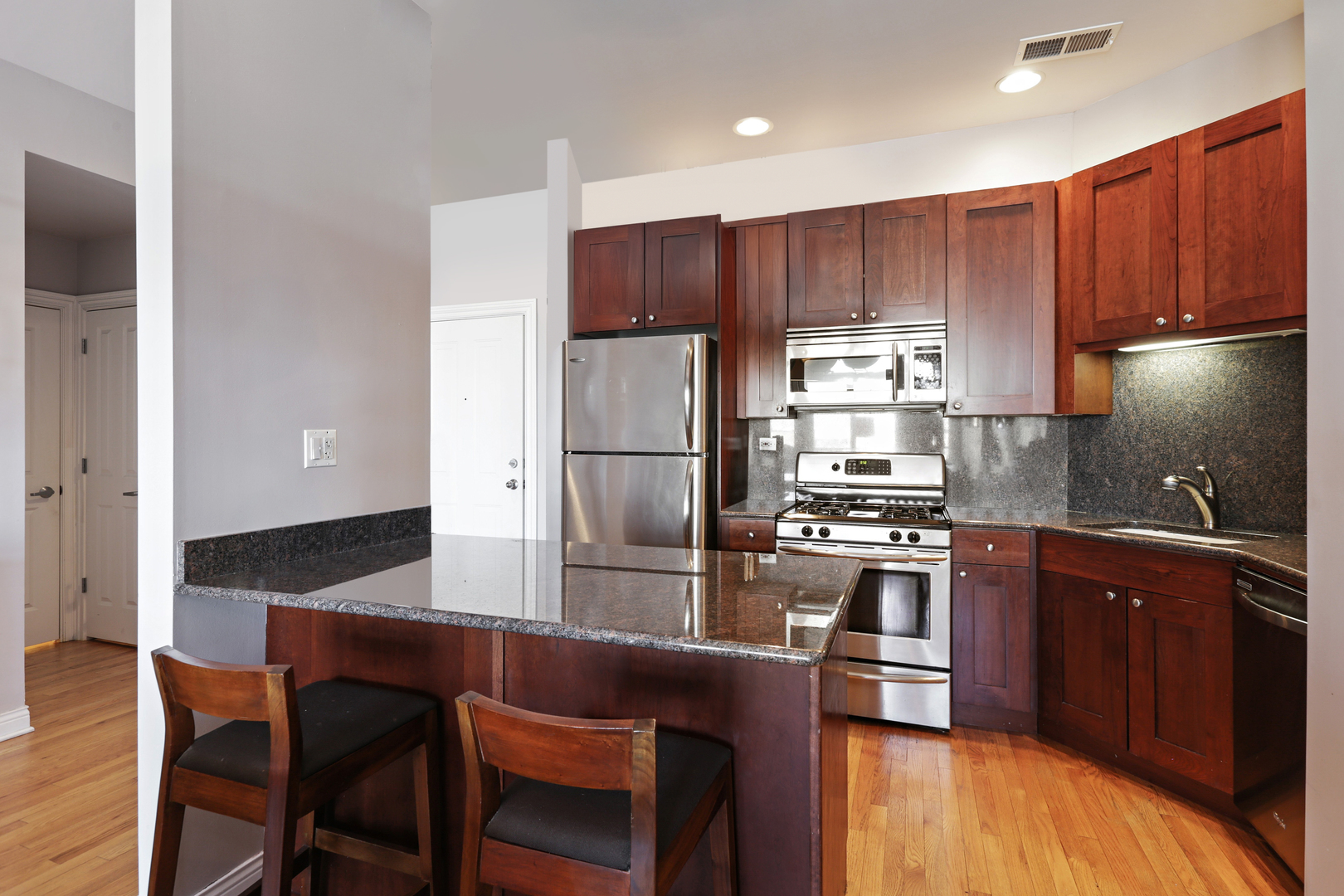 1355 West Washington Boulevard, Unit 5A Chicago, IL 60607 - Photo 5 of 10