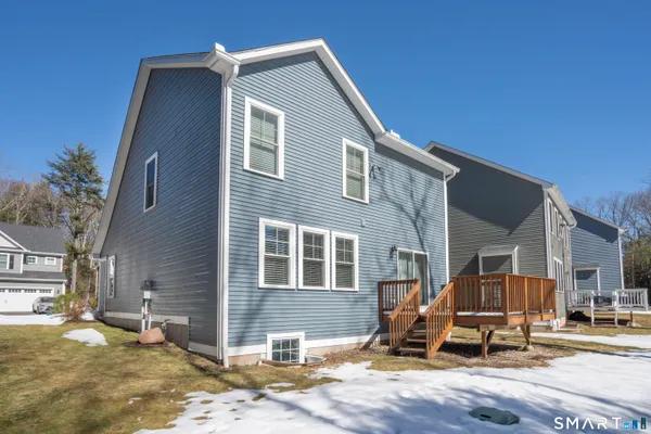 $234,593 | 24 Hendricks Lane, Simsbury, CT 06070