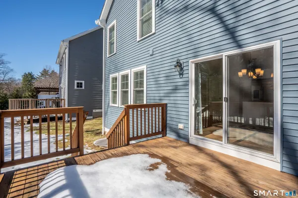 $234,593 | 24 Hendricks Lane, Simsbury, CT 06070