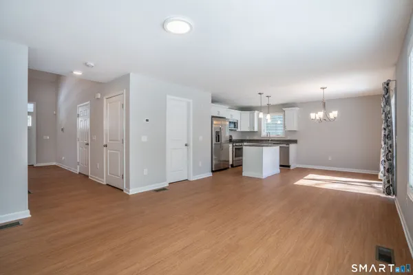 $234,593 | 24 Hendricks Lane, Simsbury, CT 06070