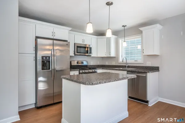 $234,593 | 24 Hendricks Lane, Simsbury, CT 06070