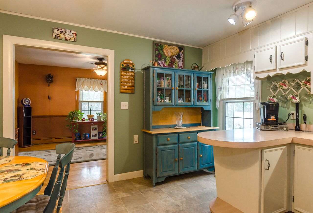 133 Marsh Road Pelham, NH 03076 - Photo 13 of 40