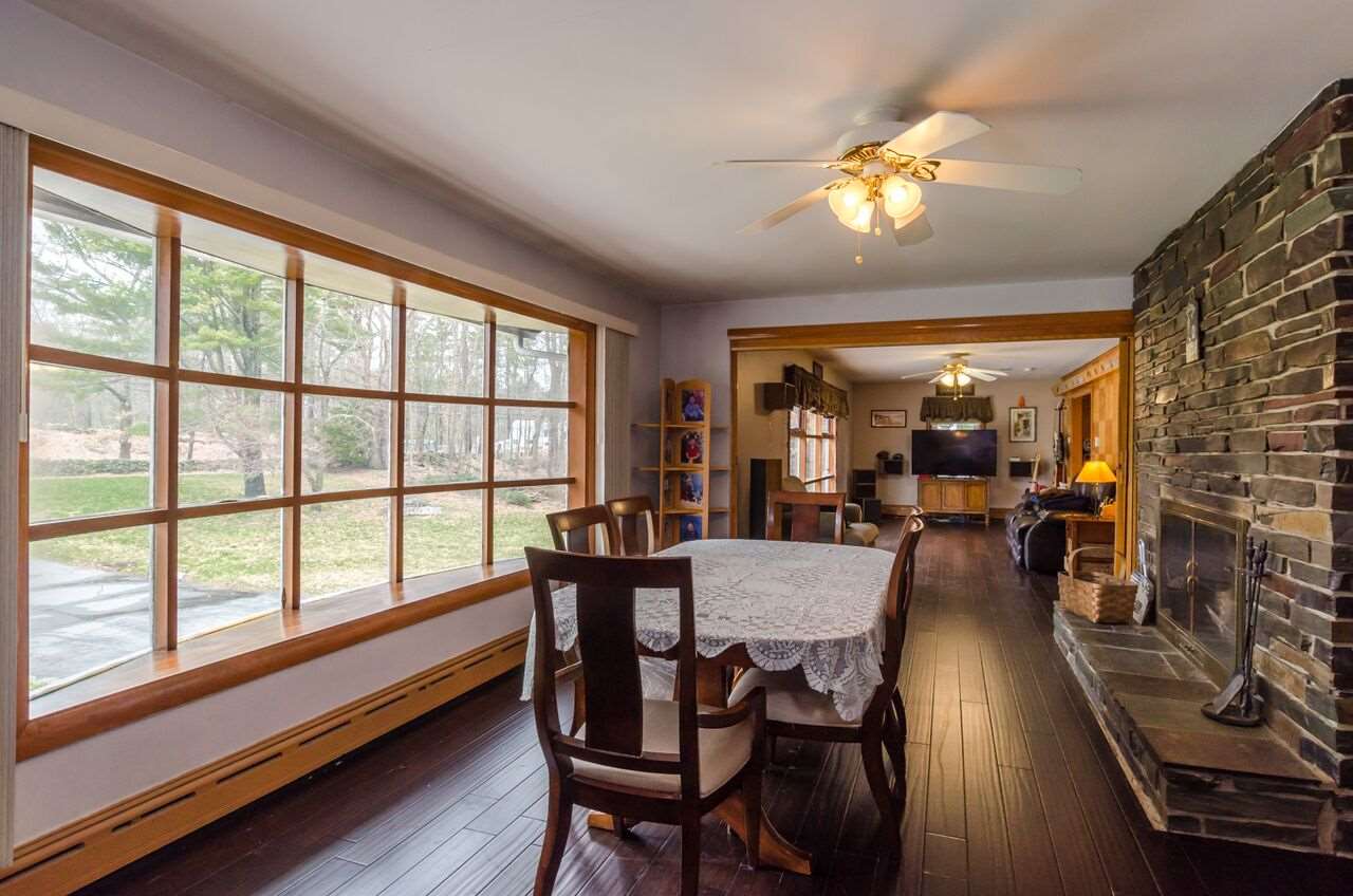 133 Marsh Road Pelham, NH 03076 - Photo 5 of 40