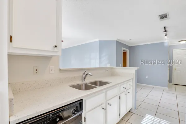 $189,000 | 50 Pebble Beach Cove, Unit H116, Bluffton, SC 29910