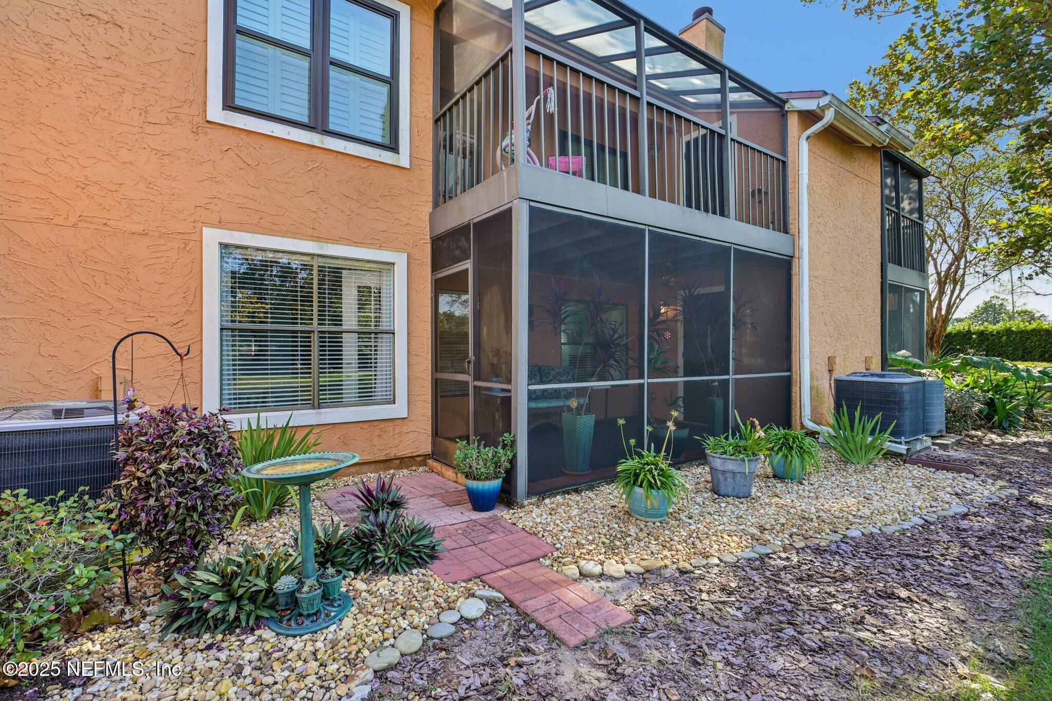 930 Seashell Lane Ponte Vedra Beach, FL 32082 - Photo 22 of 29 a house view with a garden space