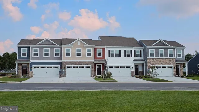 $409,990 | 34327 Red Oak Court, Millville, DE 19967