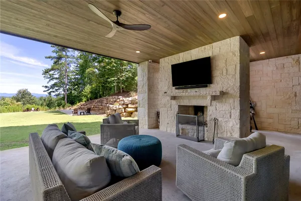 $5,995,000 | 117 Sweet Blossom Way, Six Mile, SC 29682