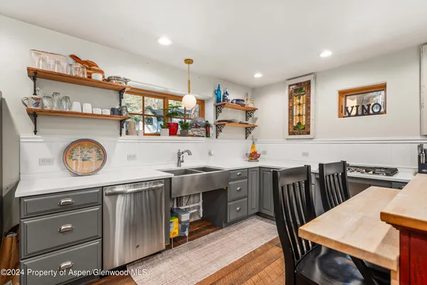 $725,000 | 113 West State Street, Marble, CO 81623