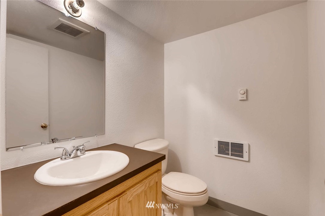 14823 Southeast 113th Street Renton, WA 98059 - Photo 21 of 25 Gallery Image 21