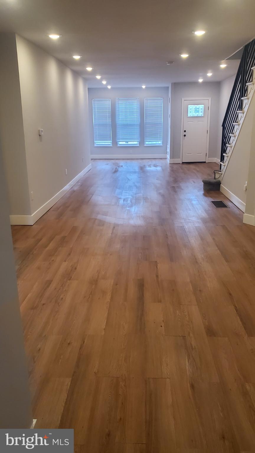 7311 North 21st Street Philadelphia, PA 19138 - Photo 4 of 15 Spacious, sunlit entryway with modern charm.