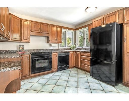 8 Emerson Road North Reading, MA 01864 - Photo 11 of 32 Gallery Image 11