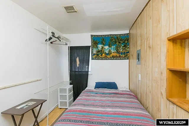 $239,900 | 805 Walnut Street, Rock Springs, WY 82901