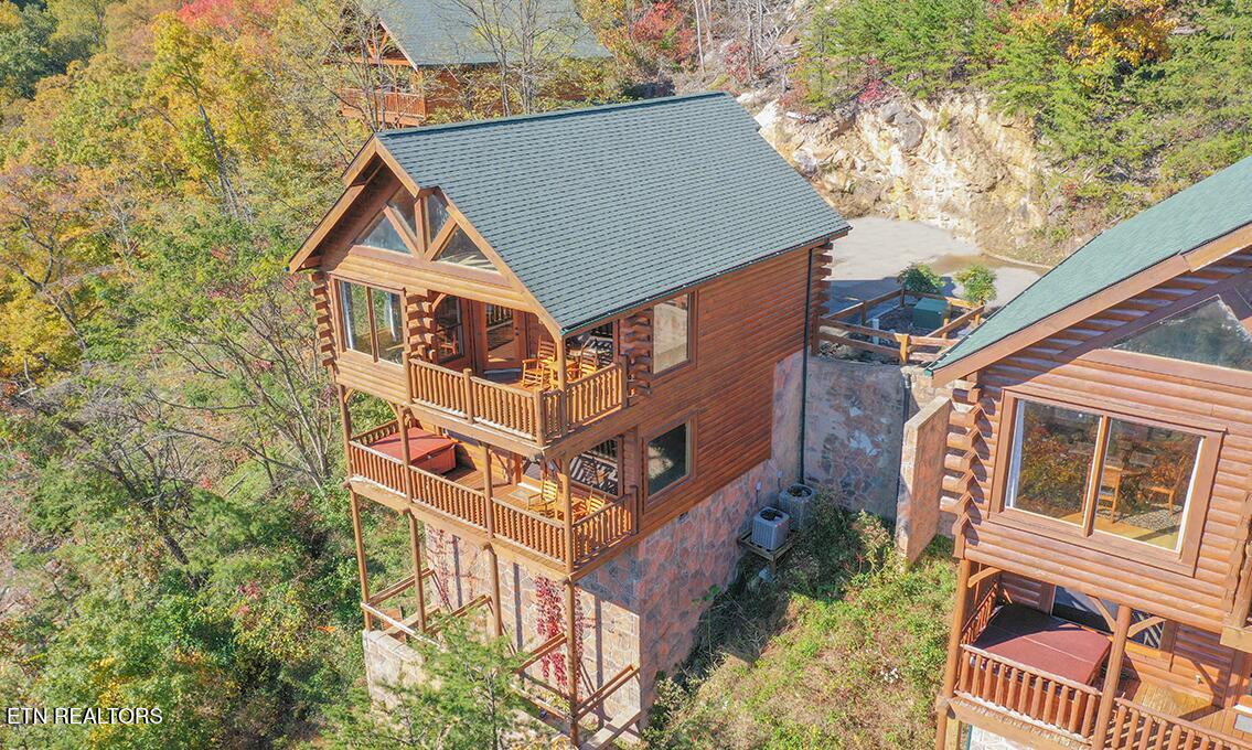 2619 Greystone Ridge Drive Sevierville, TN 37876 - Photo 6 of 35 F4FBFCA2-1DDD-4317-856A-99BABEC1EA9A