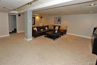 727 Edgar Road Webster Groves, MO 63119 - Photo 14 of 23 Gallery Image 14