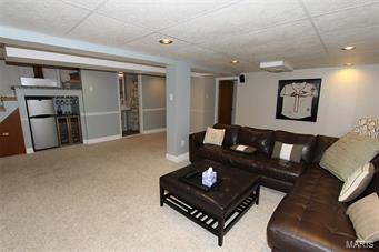 727 Edgar Road Webster Groves, MO 63119 - Photo 15 of 23 Gallery Image 15