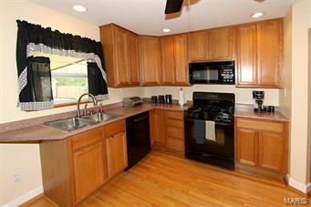 727 Edgar Road Webster Groves, MO 63119 - Photo 8 of 23 Gallery Image 8