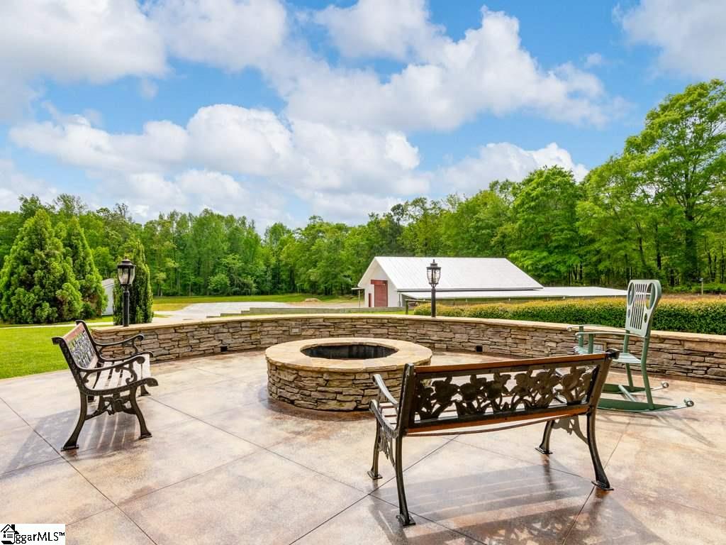 246 Green Lake Road Chesnee, SC 29323 - Photo 29 of 36
