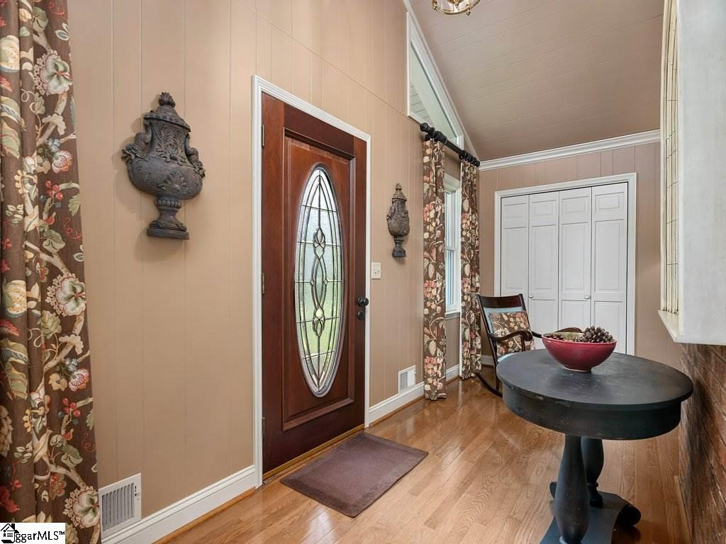 246 Green Lake Road Chesnee, SC 29323 - Photo 5 of 36