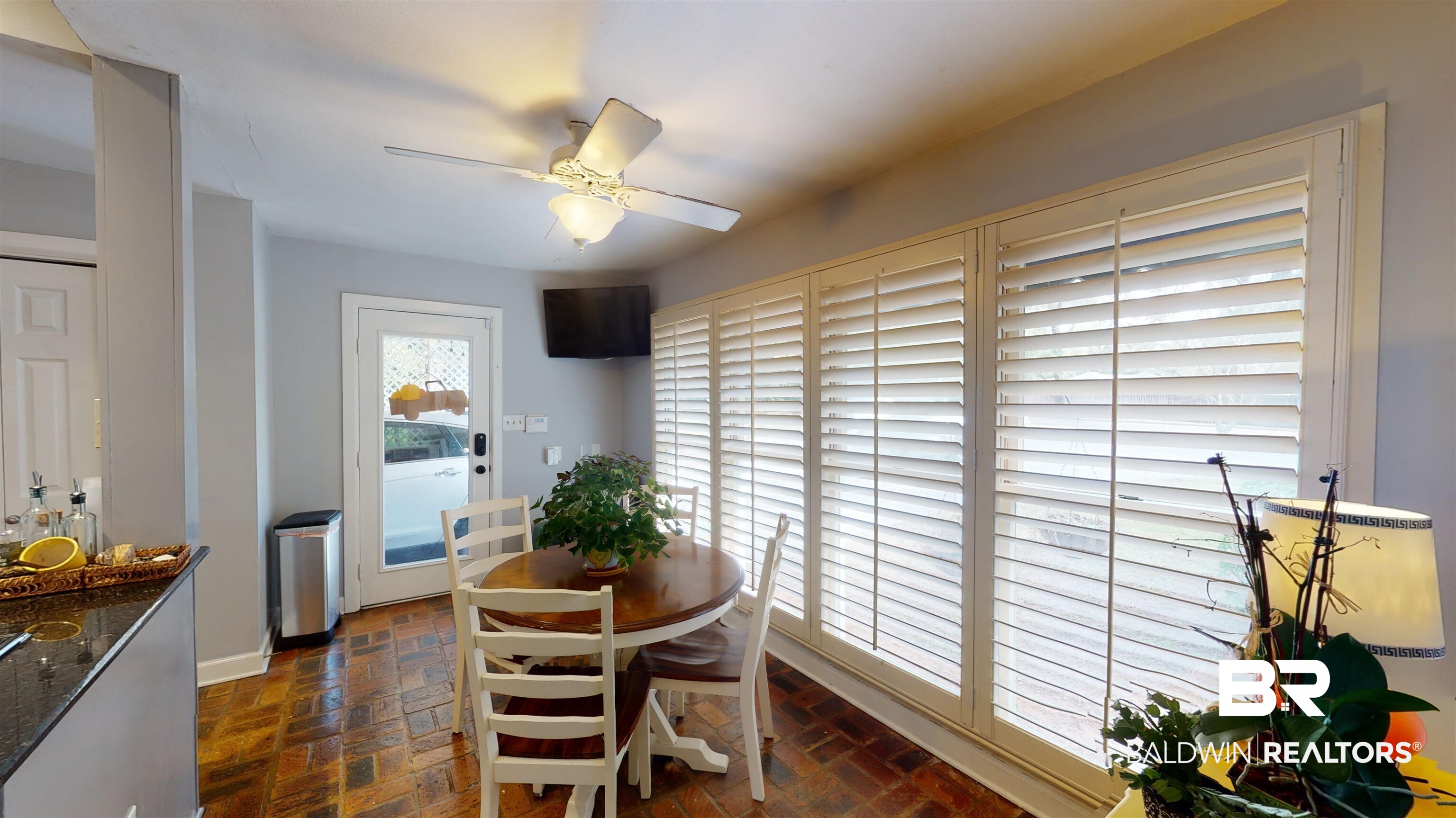 101 South Mcgregor Avenue Mobile, AL 36608 - Photo 16 of 39