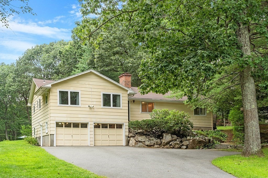 5 Wagon Wheel Road Andover, MA 01810 - Photo 3 of 42 Gallery Image 3