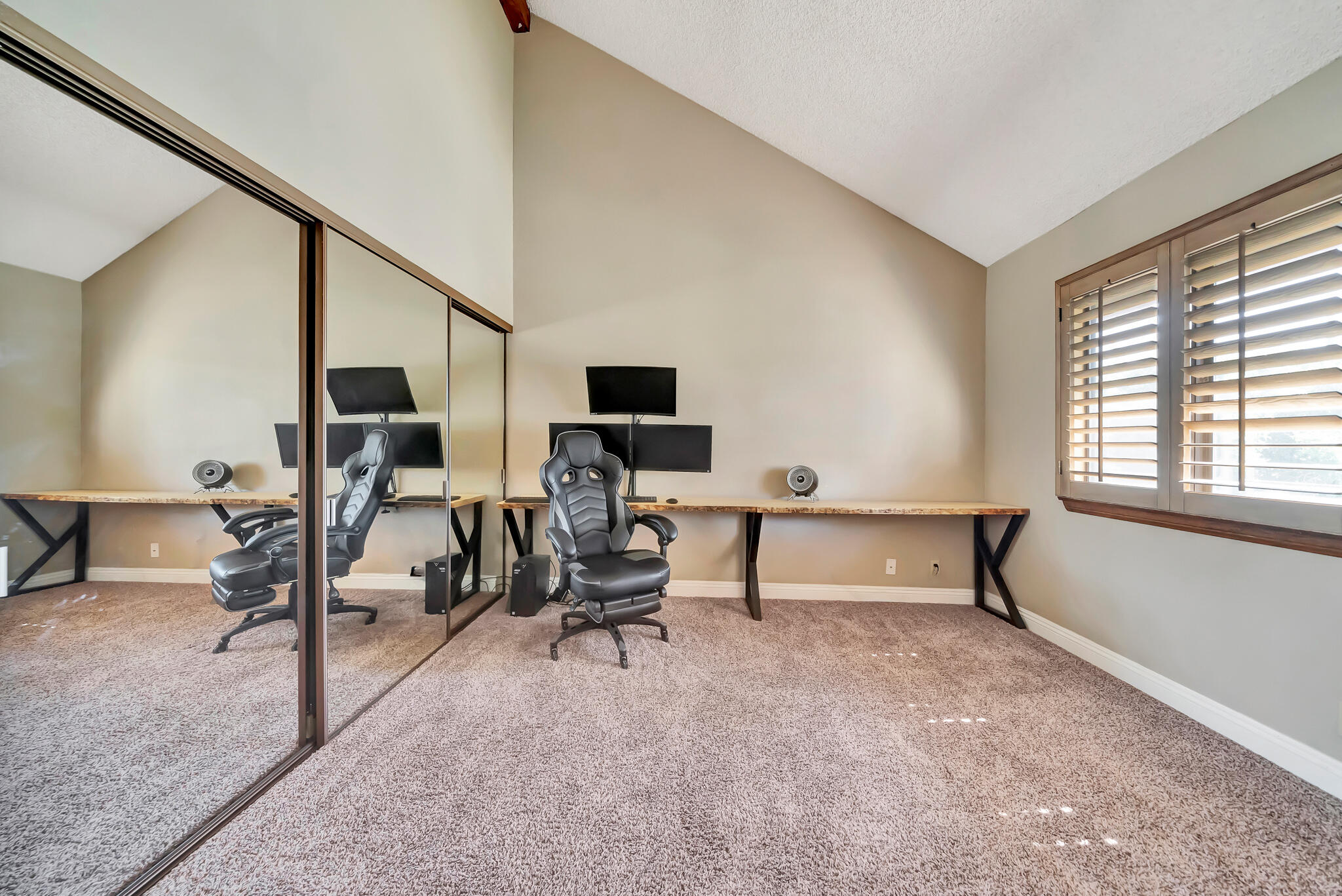 39844 Golfers Drive Palmdale, CA 93551 - Photo 56 of 87 a view of a livingroom with workspace and a window