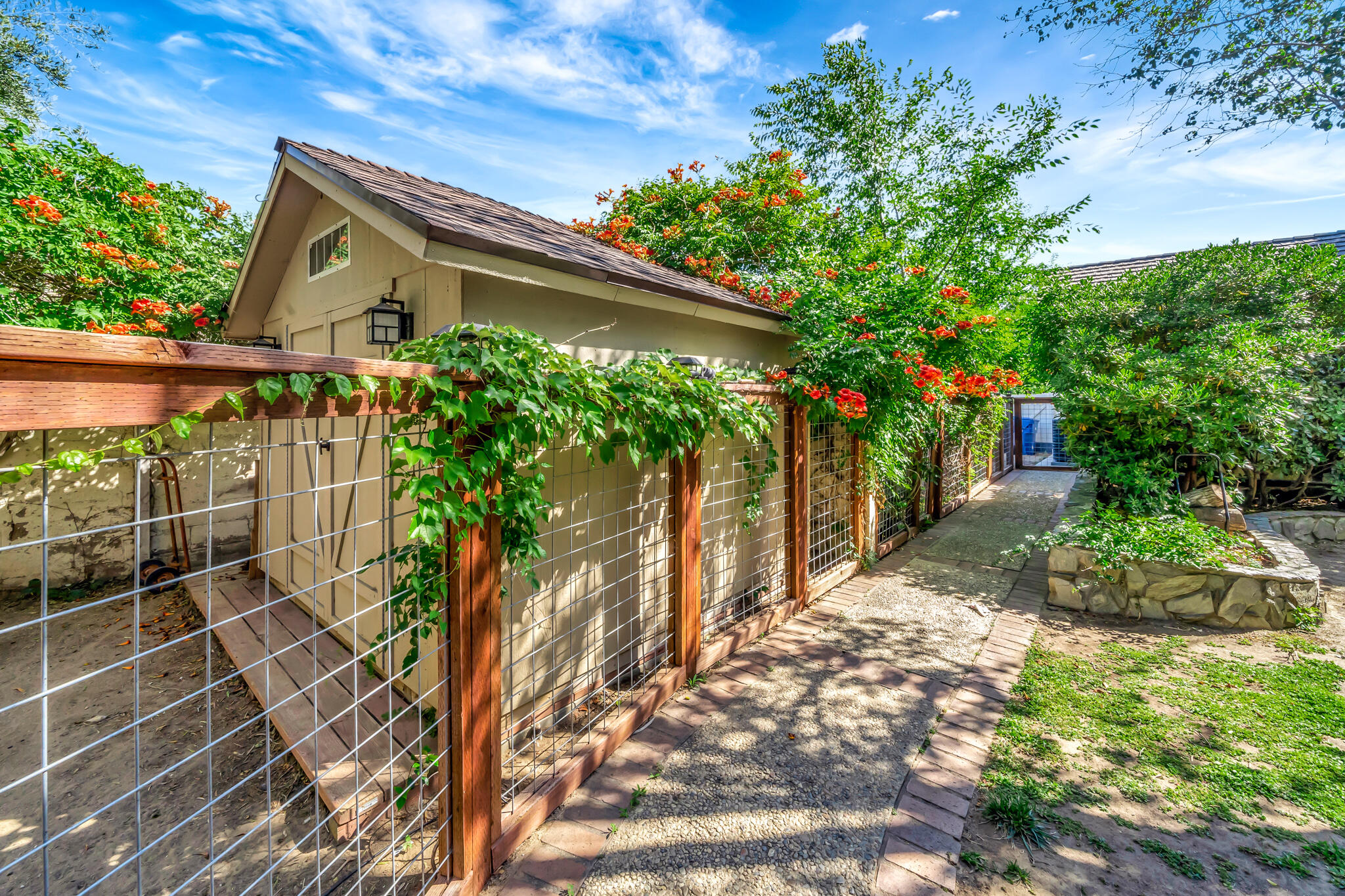39844 Golfers Drive Palmdale, CA 93551 - Photo 65 of 87 a house view with a garden space