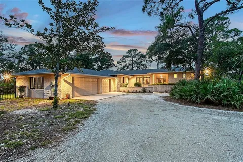 $1,075,000 | 5935 River Forest Circle, Bradenton, FL 34203
