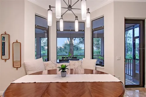 $1,075,000 | 5935 River Forest Circle, Bradenton, FL 34203