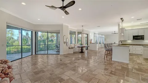$1,075,000 | 5935 River Forest Circle, Bradenton, FL 34203