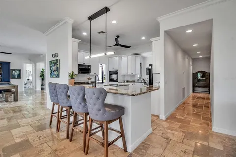 $1,075,000 | 5935 River Forest Circle, Bradenton, FL 34203