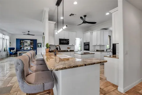 $1,075,000 | 5935 River Forest Circle, Bradenton, FL 34203