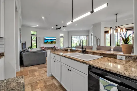 $1,075,000 | 5935 River Forest Circle, Bradenton, FL 34203