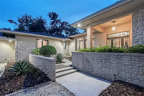 $1,075,000 | 5935 River Forest Circle, Bradenton, FL 34203