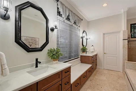 $1,075,000 | 5935 River Forest Circle, Bradenton, FL 34203