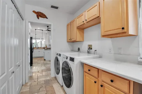 $1,075,000 | 5935 River Forest Circle, Bradenton, FL 34203