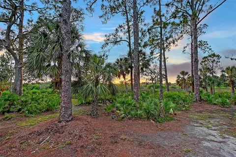 $1,075,000 | 5935 River Forest Circle, Bradenton, FL 34203