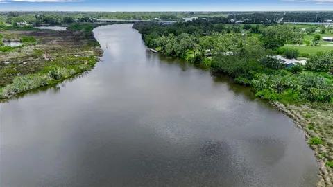 $1,075,000 | 5935 River Forest Circle, Bradenton, FL 34203