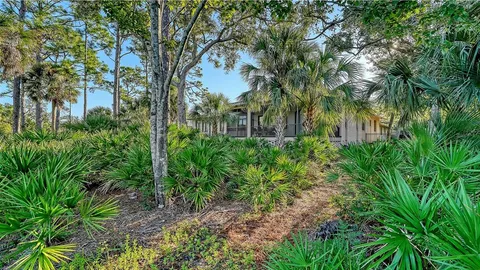 $1,075,000 | 5935 River Forest Circle, Bradenton, FL 34203