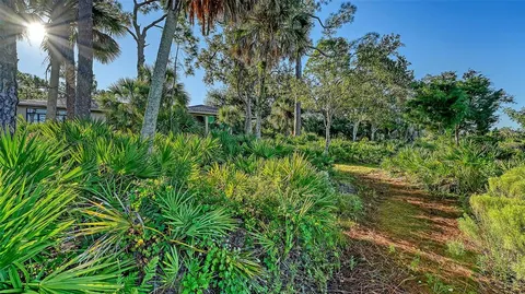 $1,075,000 | 5935 River Forest Circle, Bradenton, FL 34203