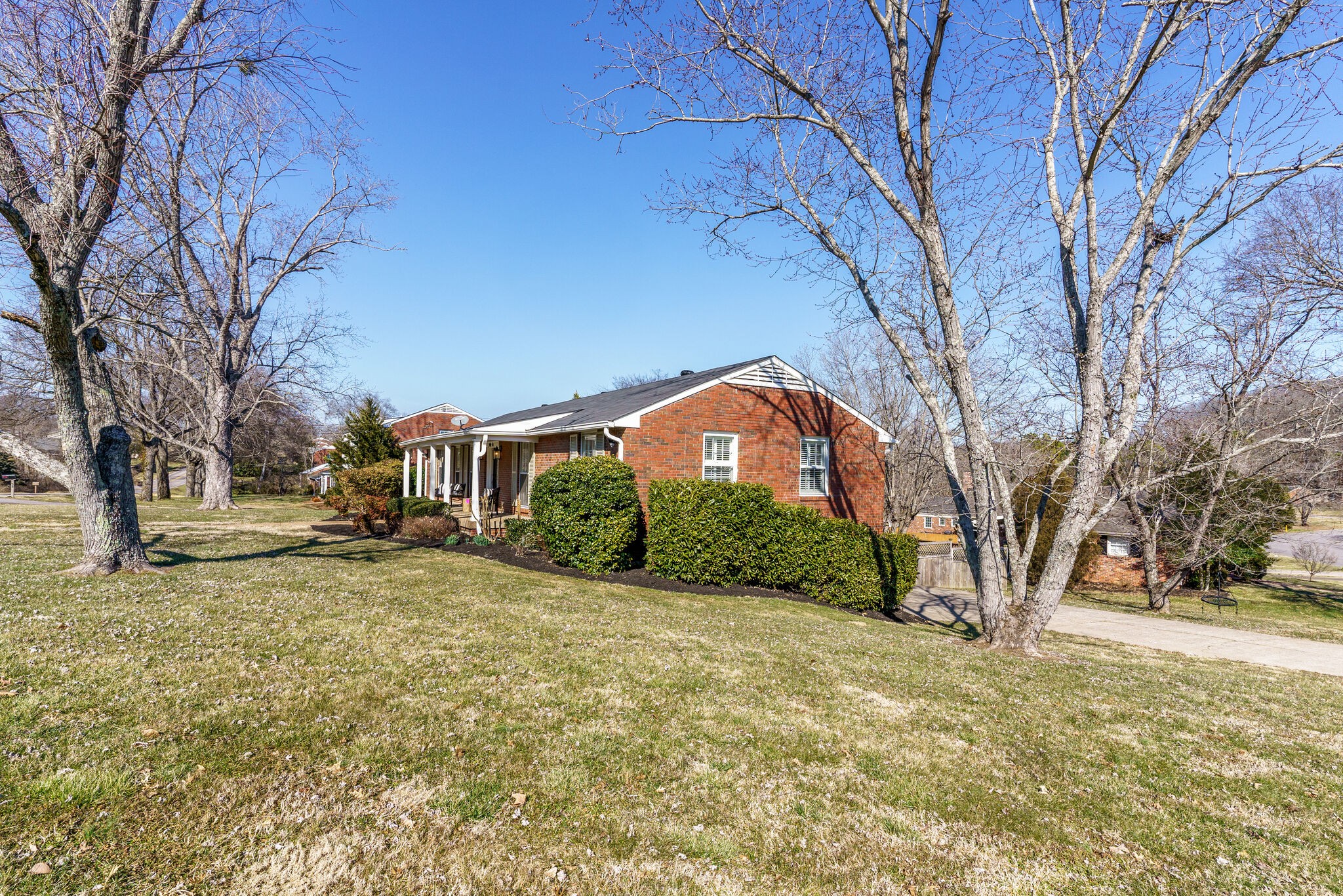 56 Vaughns Gap Road Nashville, TN 37205 - Photo 2 of 33 Gallery Image 2