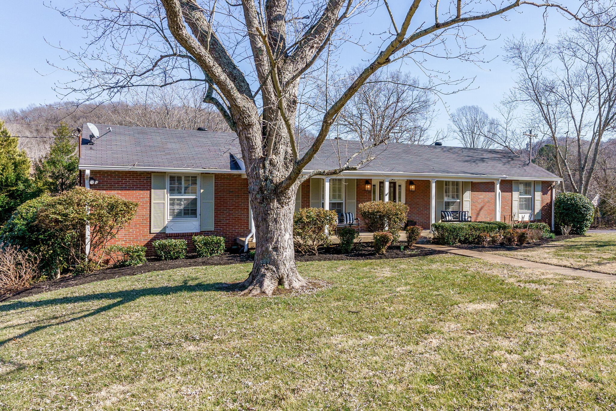 56 Vaughns Gap Road Nashville, TN 37205 - Photo 3 of 33 Gallery Image 3