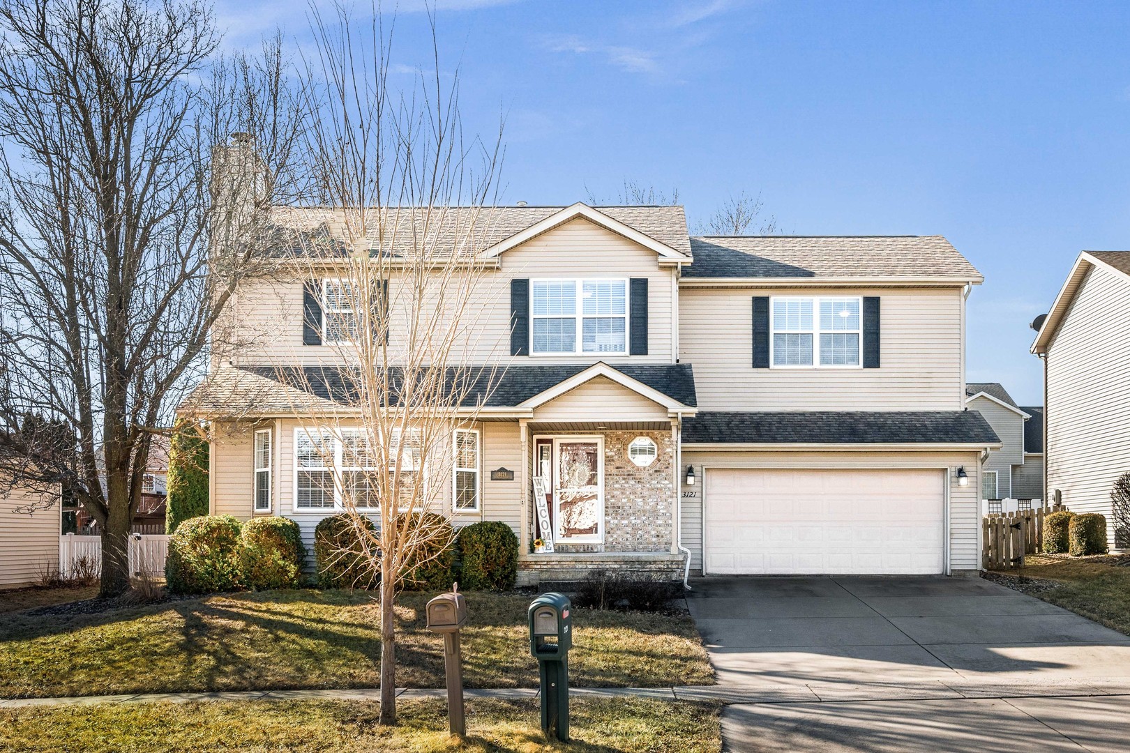 3121 Auburn Road Bloomington, IL 61704 - Photo 3 of 49 Gallery Image 3