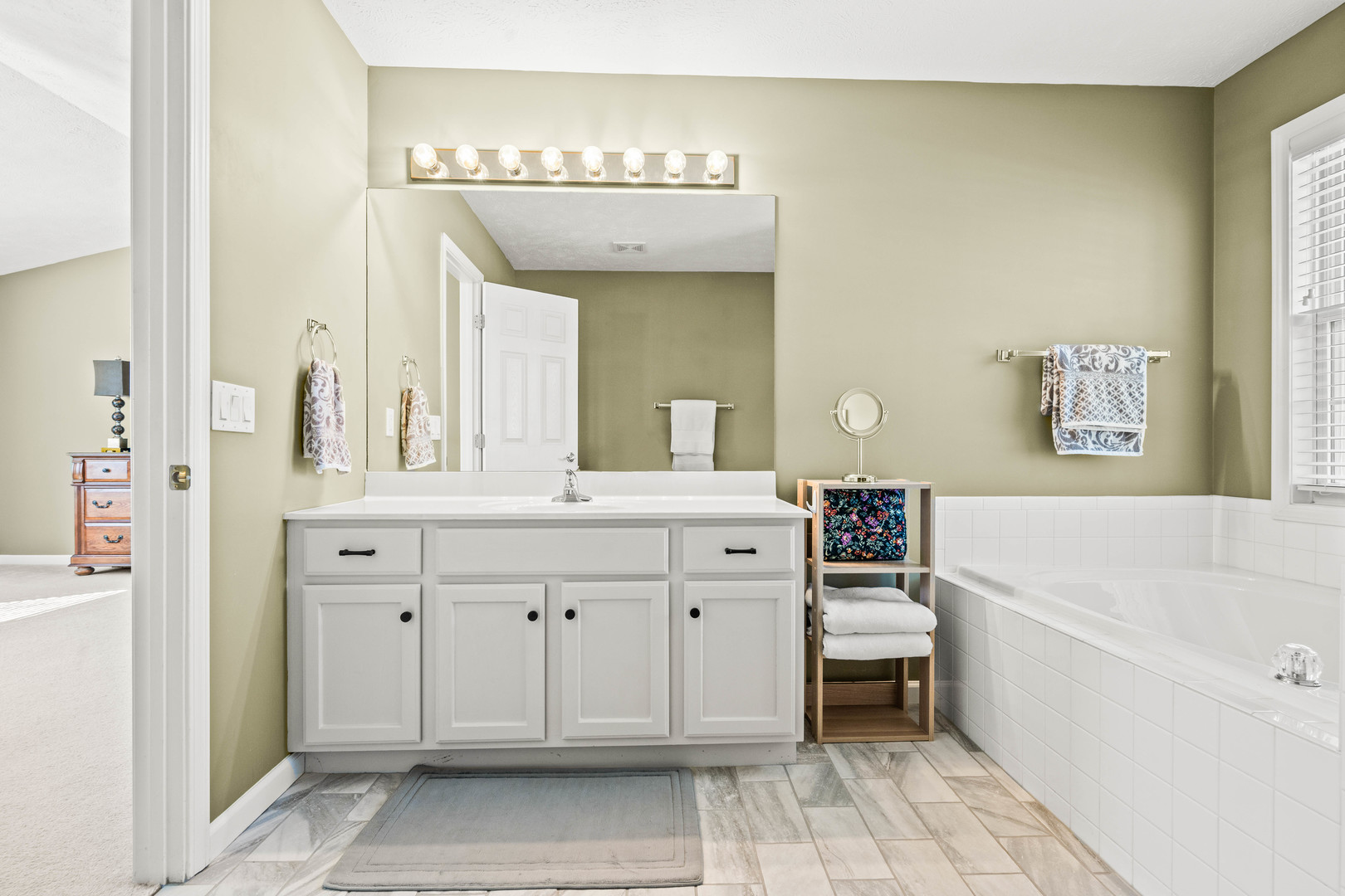 3121 Auburn Road Bloomington, IL 61704 - Photo 34 of 49 Gallery Image 34